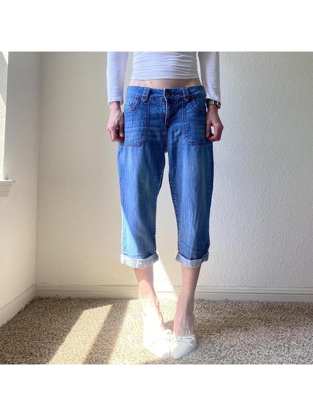 Vintage authentic rare y2k low rise cropped denim blue jeans / capris
